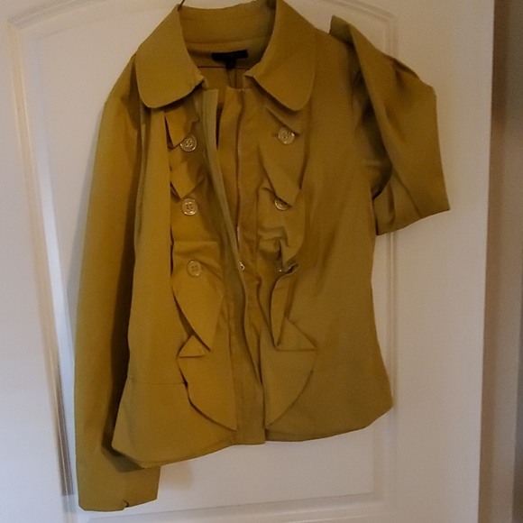 Jacket - Picture 3 of 4
